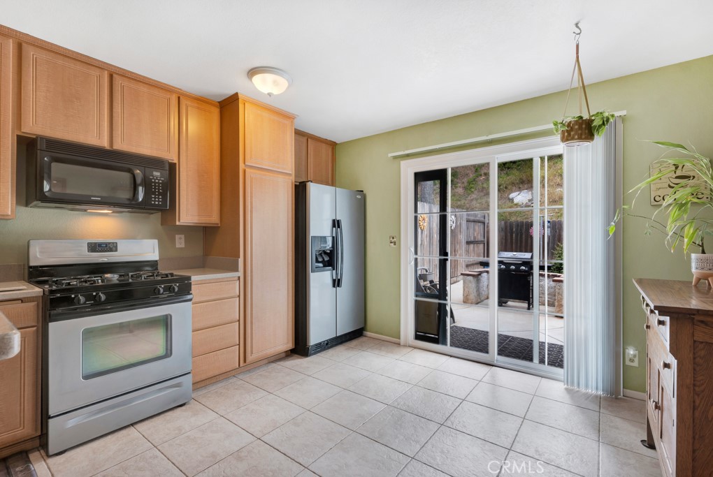 2018 Covington Avenue Simi Valley, CA 93065 - Photo 10 of 50