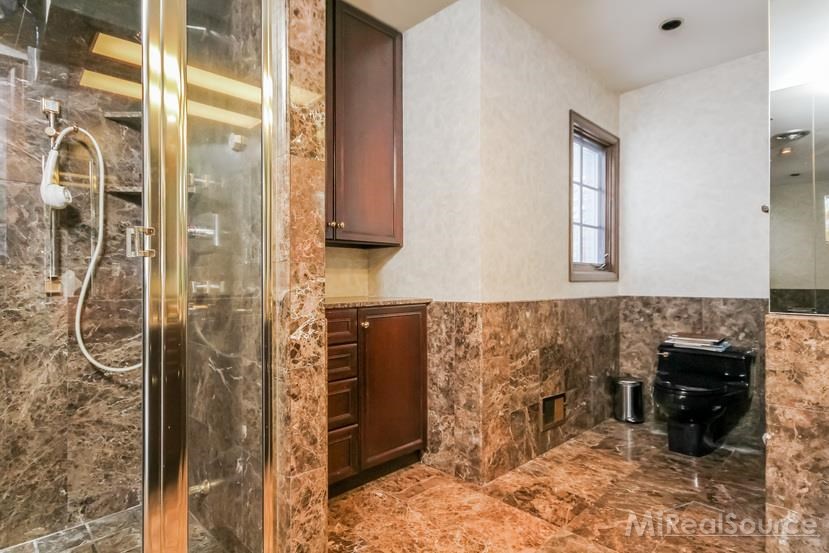 571 Lake Shore Road Grosse Pointe Shores, MI 48236 - Photo 29 of 43
