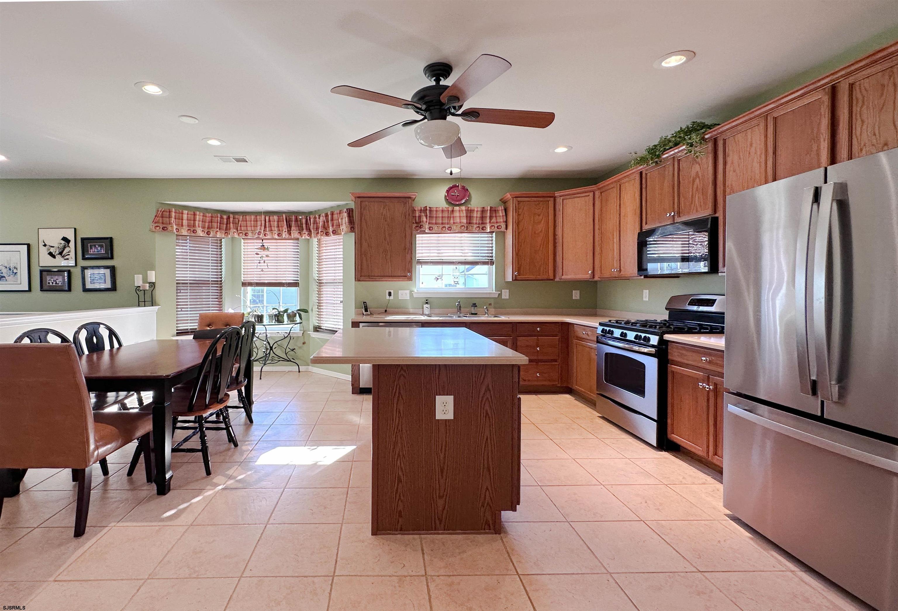 13 Butler Road Egg Harbor Township, NJ 08234 - Photo 12 of 28 Gallery Image 12