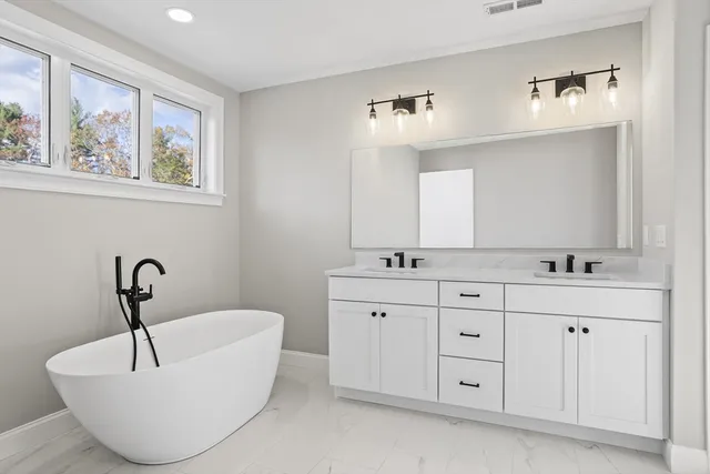 $1,869,900 | 3 Colonel Rolls Drive, Westford, MA 01886