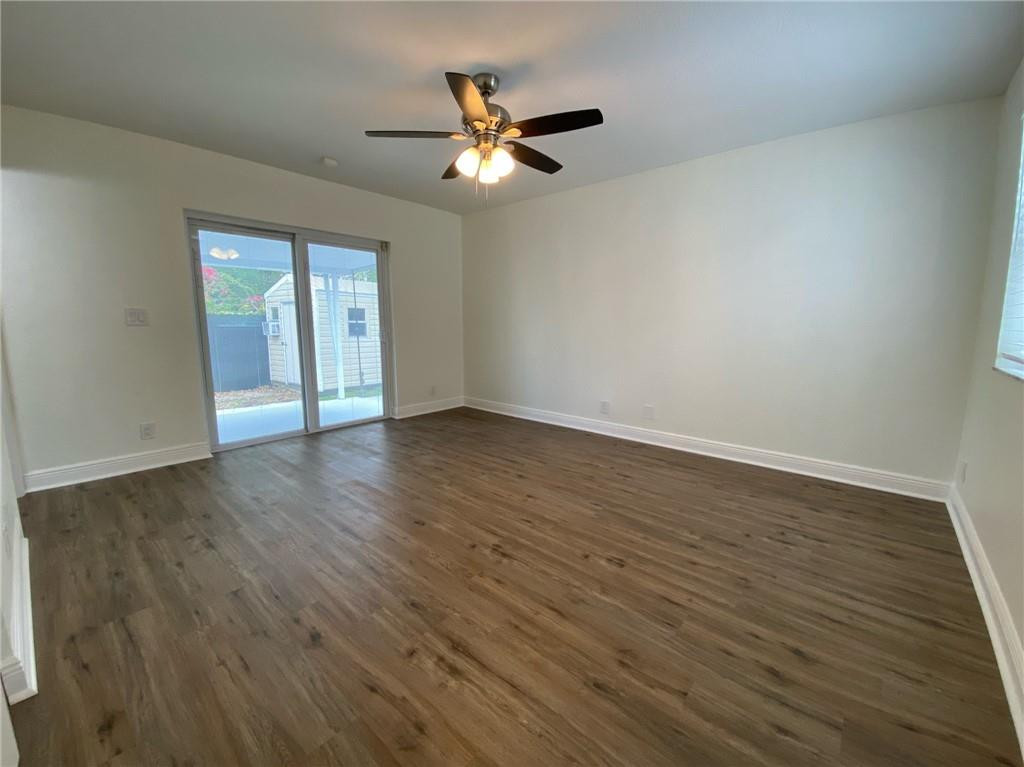 4276 Southwest 56th Avenue Davie, FL 33314 - Photo 17 of 23 Photo 17