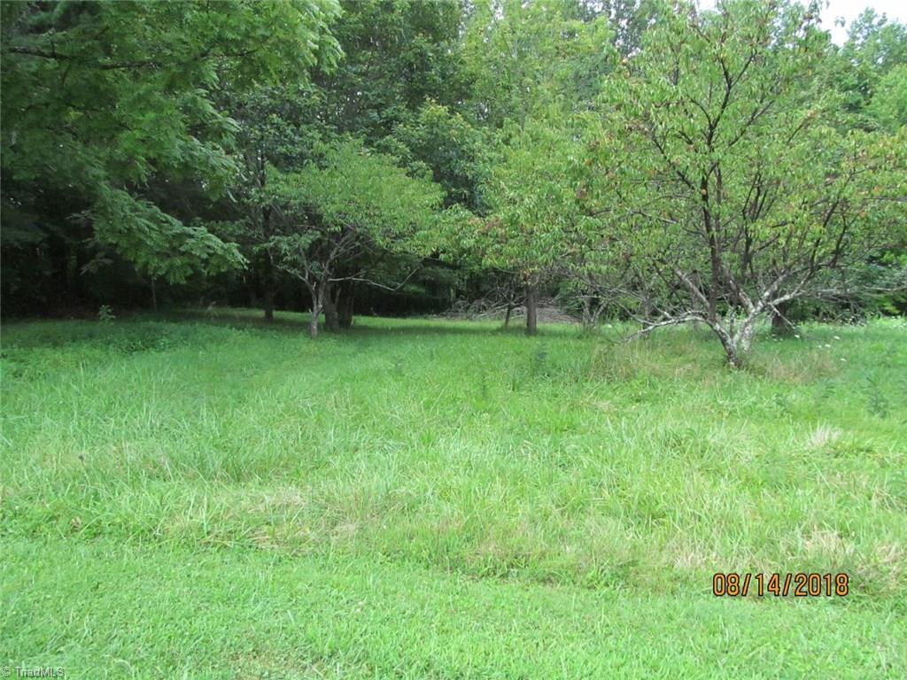 1385 North Franklin Road Mount Airy, NC 27030 - Photo 14 of 30 Gallery Image 14