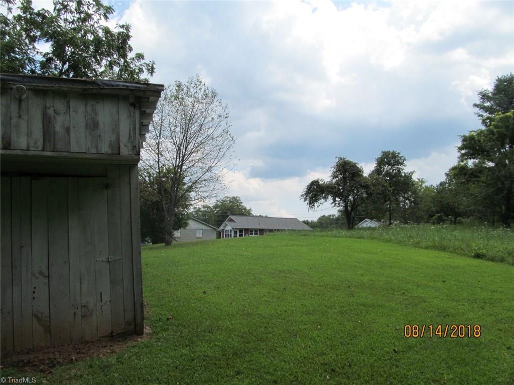 1385 North Franklin Road Mount Airy, NC 27030 - Photo 20 of 30 Gallery Image 20