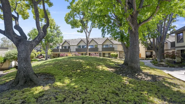 $848,000 | 622 North Ahwanee Terrace, Sunnyvale, CA 94085