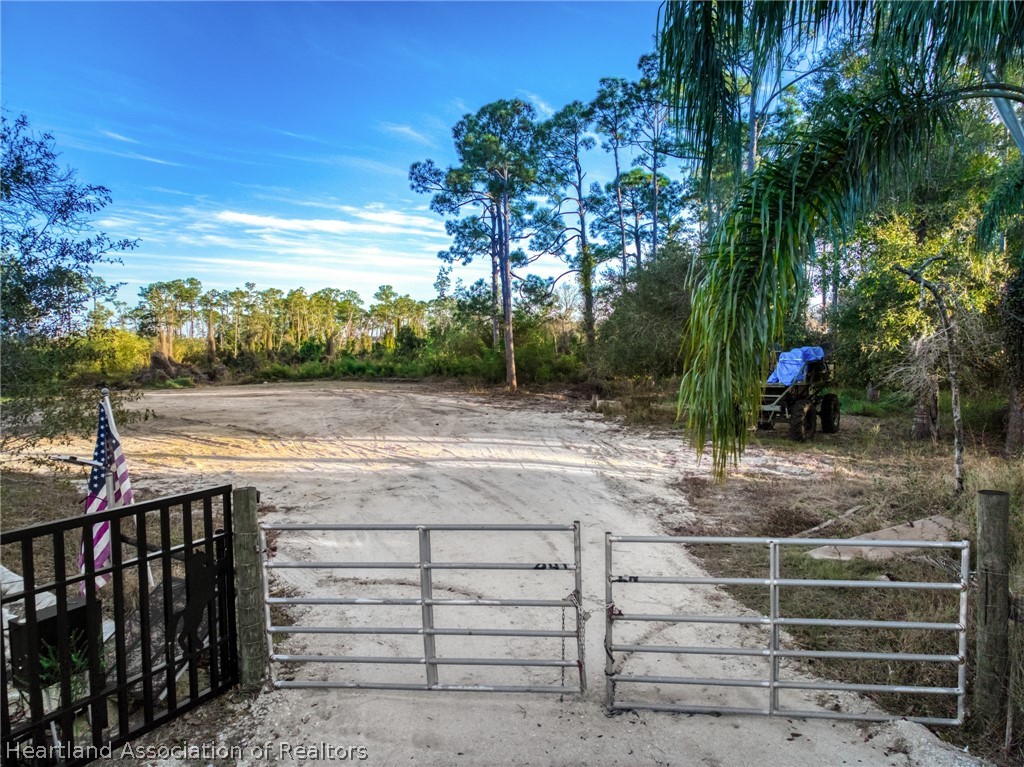 271 Mini Ranch Road Sebring, FL 33870 - Photo 1 of 29 Gallery Image 1