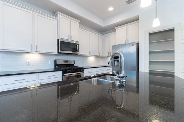 $3,695 | 1410 Casa Drive, Austin, TX 78745