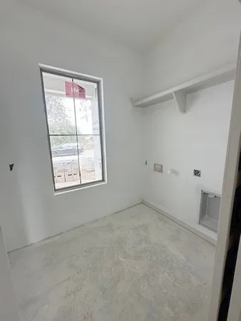 $599,990 | Undisclosed Address, Rockport, TX 78382
