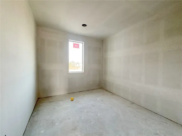 $599,990 | Undisclosed Address, Rockport, TX 78382