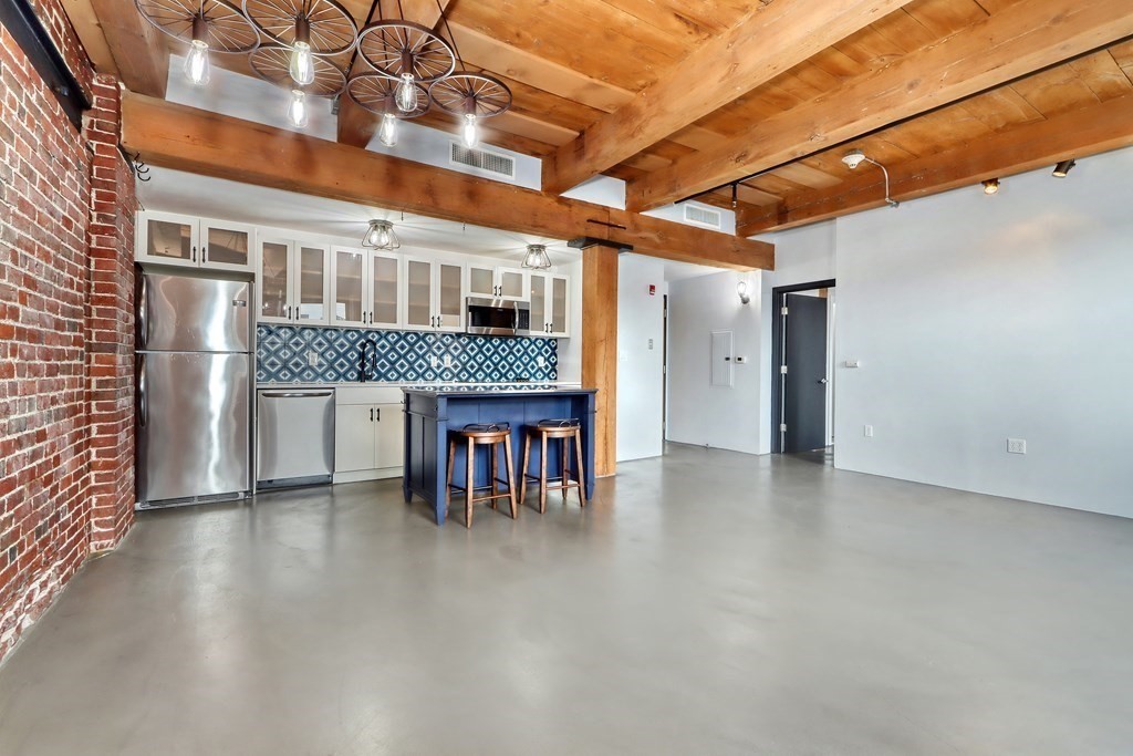 90 Wareham Street, Unit 405 Boston, MA 02118 - Photo 12 of 22