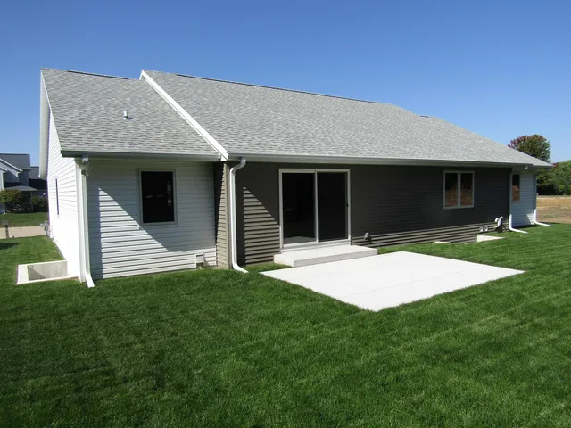$499,900 | 4802 Sumpter Drive, Milton, WI 53563