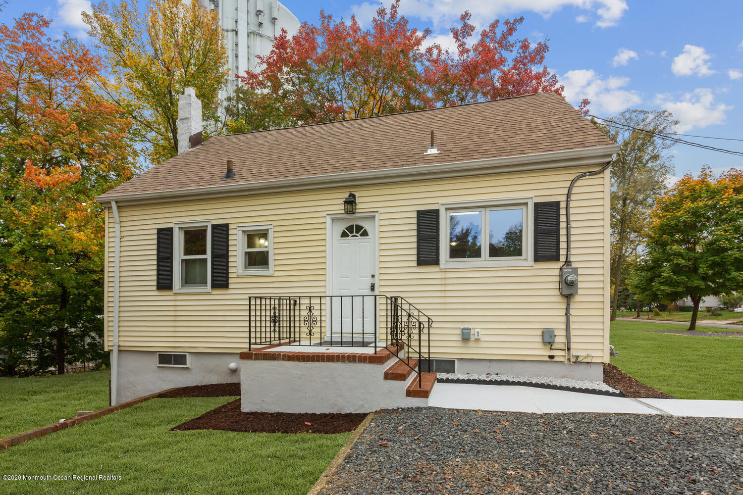 52 Middlesex Rd Matawan NJ-large-001-042