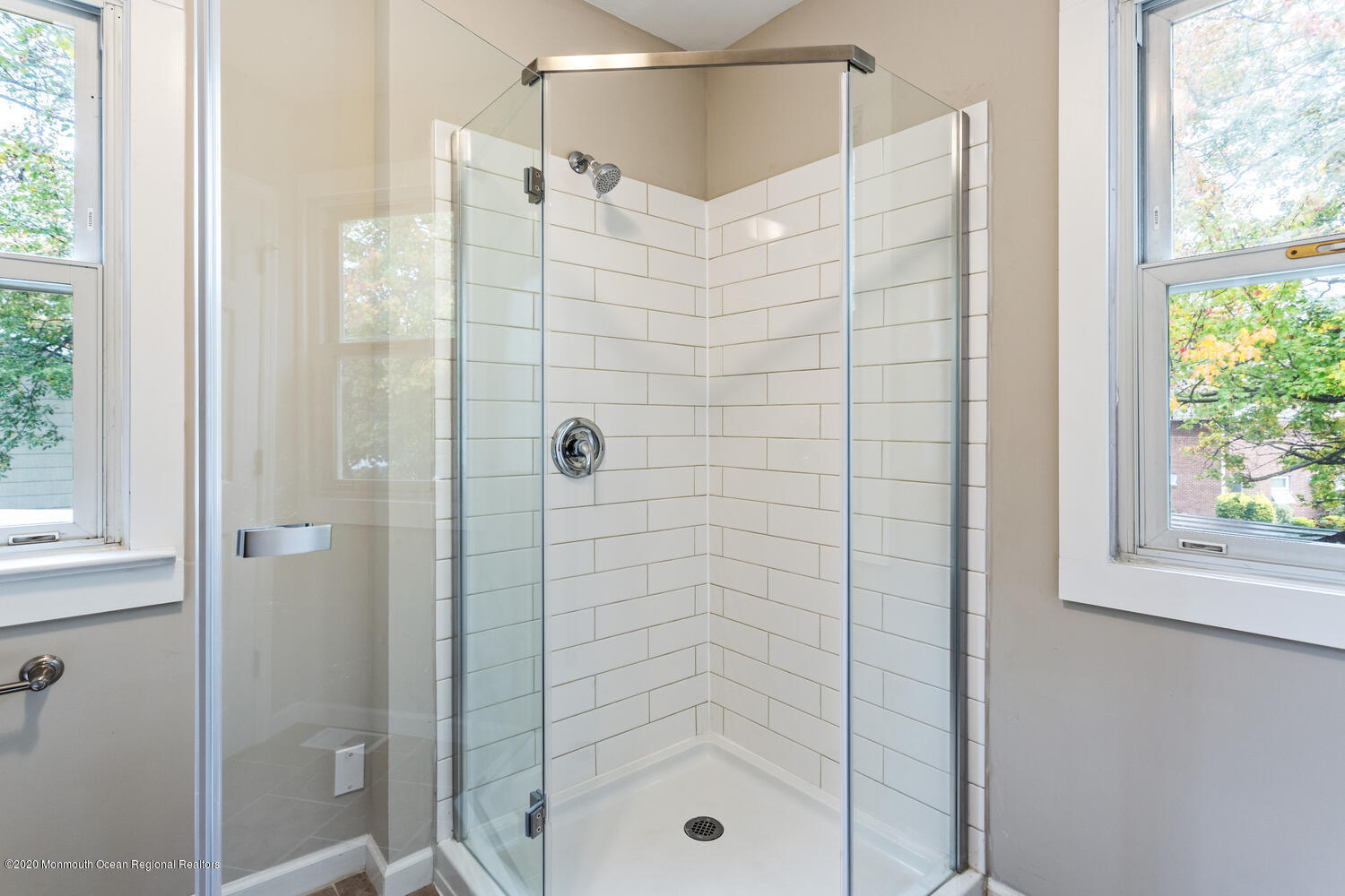 52 Middlesex Road Matawan, NJ 07747 - Photo 14 of 25 52 Middlesex Rd Matawan NJ-large-025-027