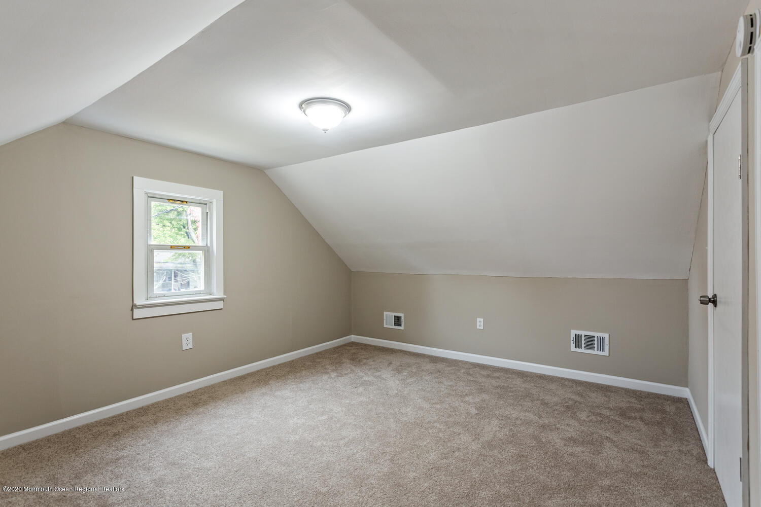 52 Middlesex Road Matawan, NJ 07747 - Photo 20 of 25 52 Middlesex Rd Matawan NJ-large-021-023