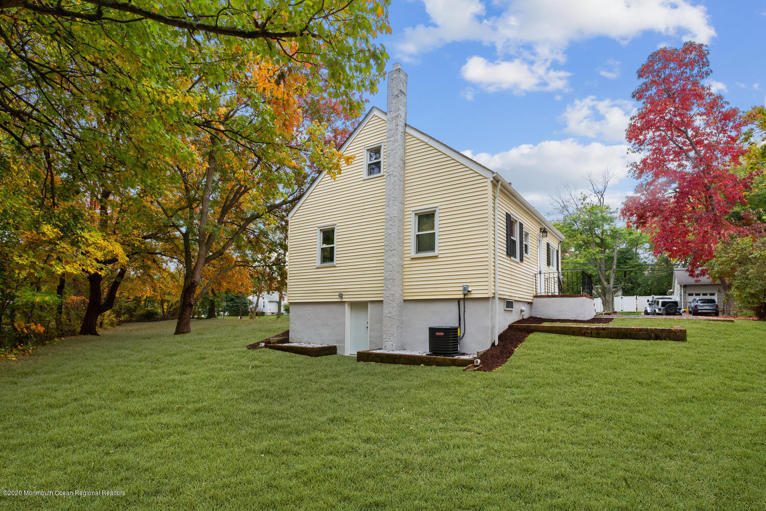52 Middlesex Road Matawan, NJ 07747 - Photo 3 of 25 52 Middlesex Rd Matawan NJ-large-033-046