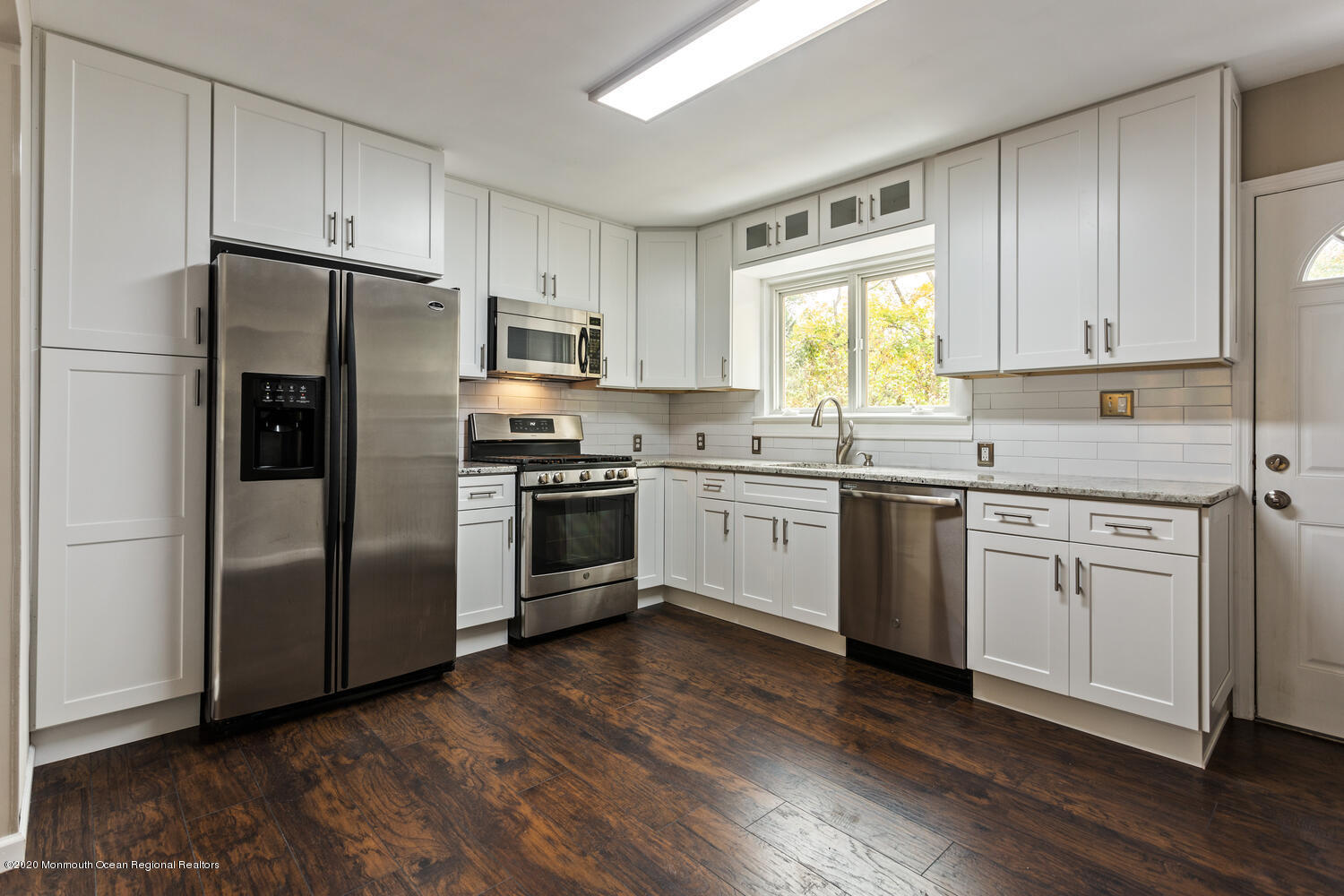 52 Middlesex Road Matawan, NJ 07747 - Photo 8 of 25 52 Middlesex Rd Matawan NJ-large-012-011