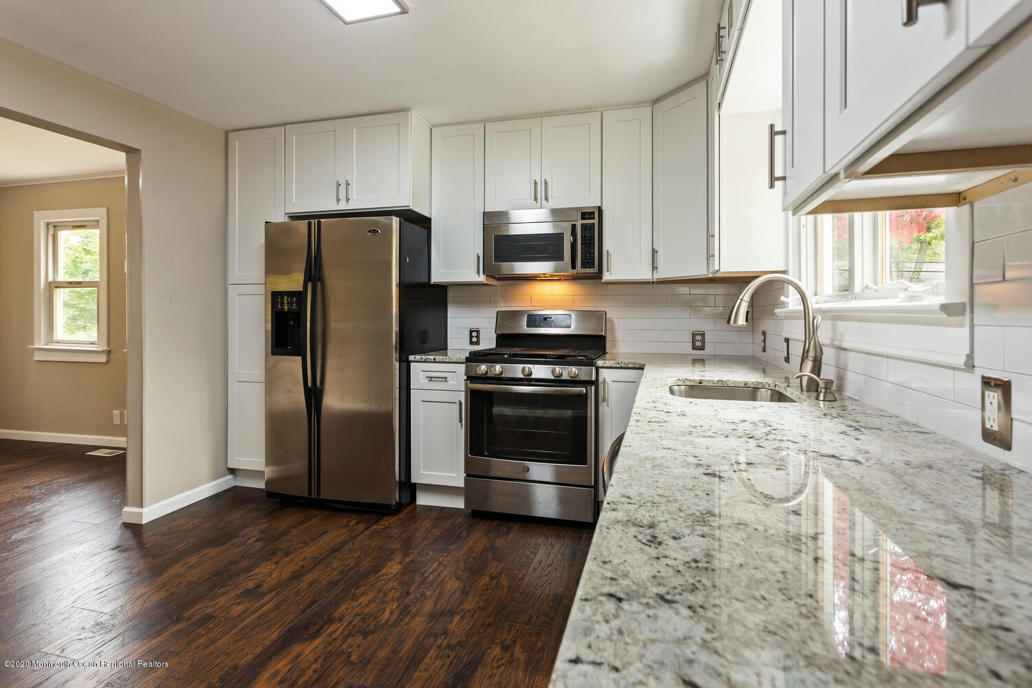 52 Middlesex Road Matawan, NJ 07747 - Photo 10 of 25 52 Middlesex Rd Matawan NJ-large-014-012