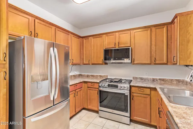 $275,000 | 29606 North Tatum Boulevard, Unit 233, Cave Creek, AZ 85331