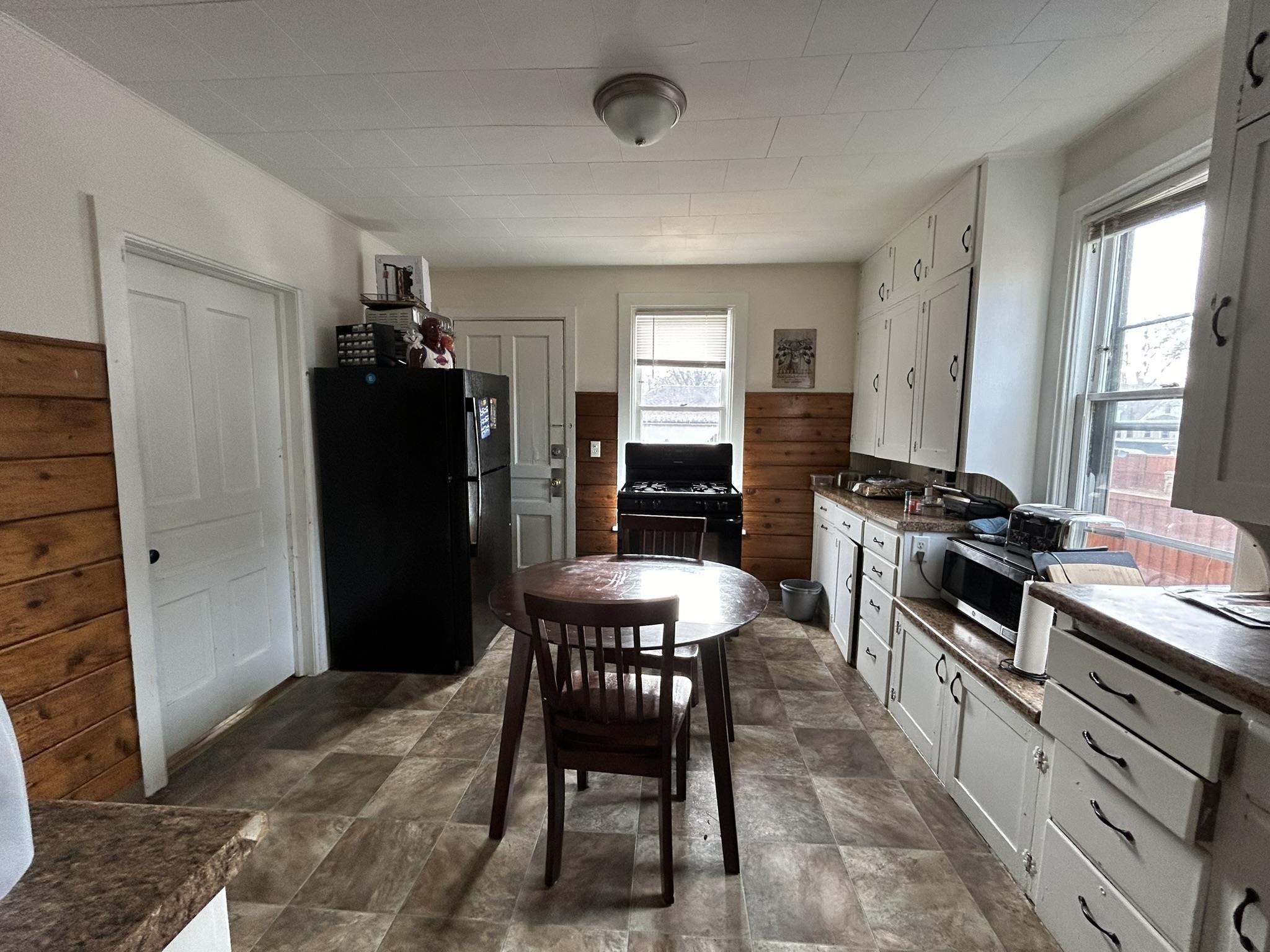 1207 Chandler Street Madison, WI 53715 - Photo 6 of 13