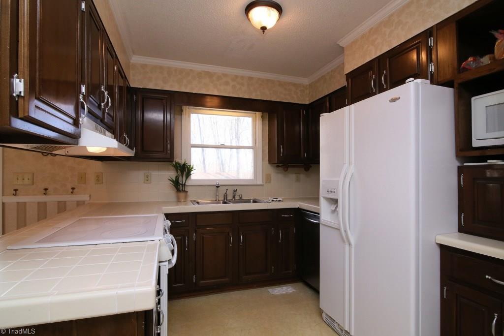 621 Boyd Road Reidsville, NC 27320 - Photo 13 of 30 Gallery Image 13