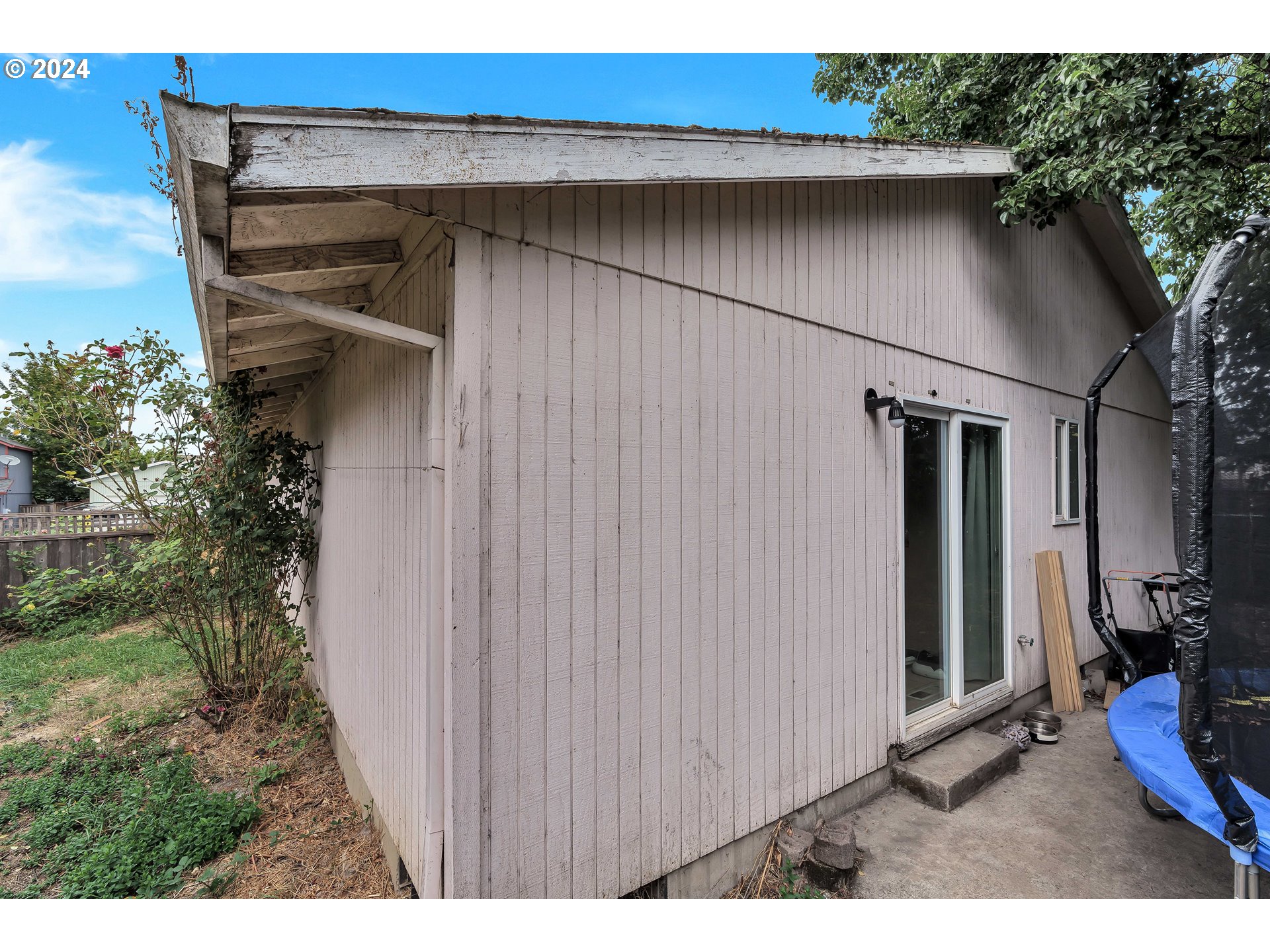 325 Cosmo Street Lafayette, OR 97127 - Photo 28 of 29 a view of outdoor space