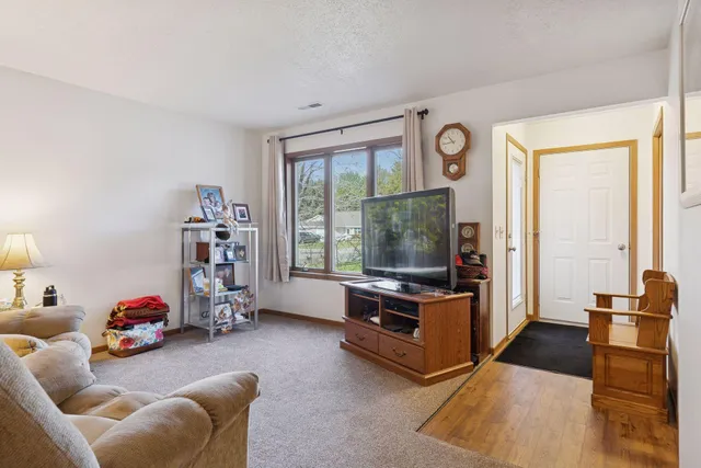 $875,000 | 838 Highview Drive, New Richmond, WI 54017