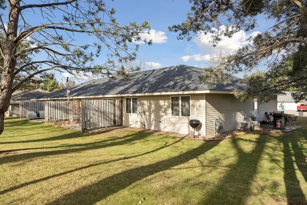 $839,500 | 838 Highview Drive, New Richmond, WI 54017