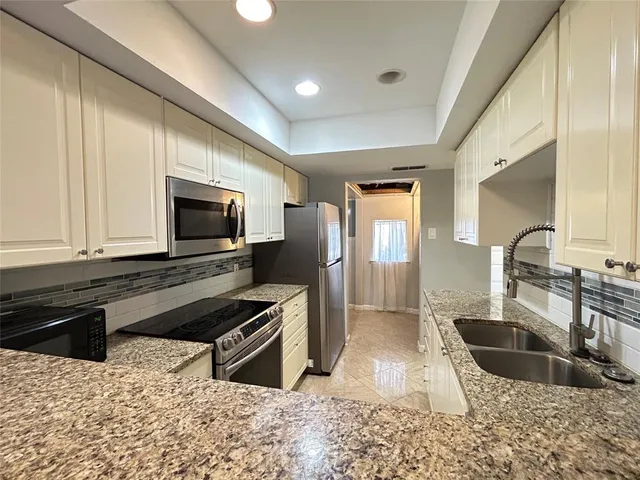 $1,750 | 4535 North O'Connor Road, Unit 1216, Irving, TX 75062