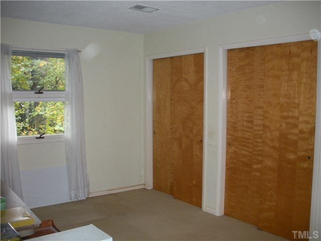 3407 Ocotea Street Raleigh, NC 27607 - Photo 8 of 12