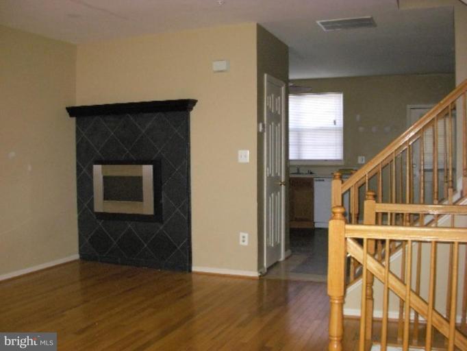 1867 Tubman Road Southeast Washington, DC 20020 - Photo 3 of 7 Living Room