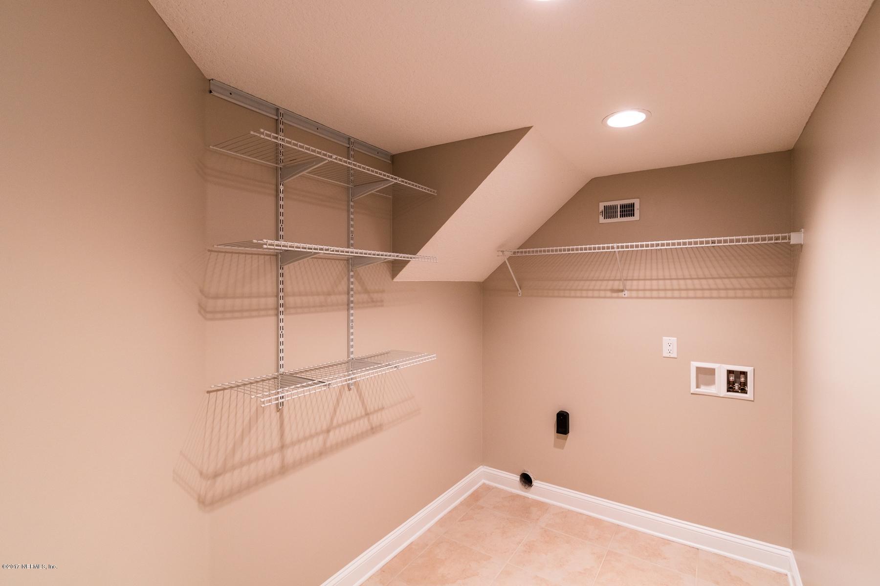 604 Rothmoor Lane St. Johns, FL 32259 - Photo 33 of 40 Laundry Room