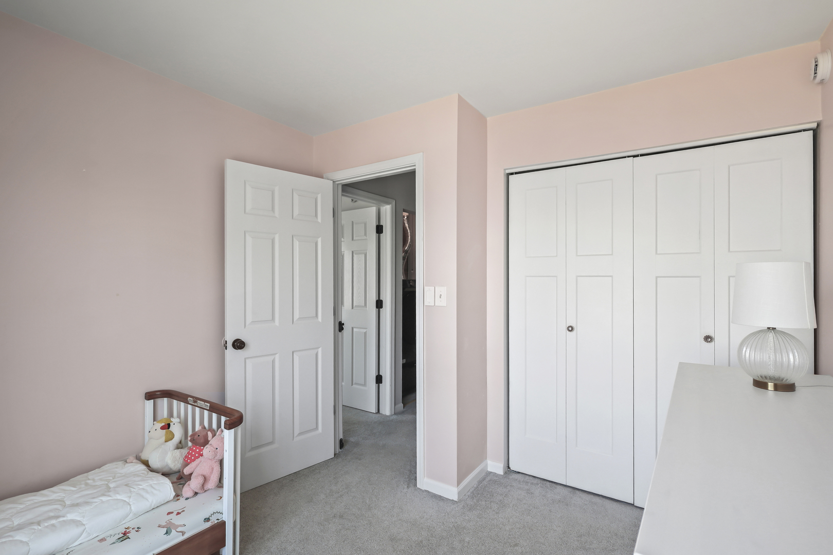 2420 Roxbury Lane Montgomery, IL 60538 - Photo 19 of 25 a view of room with baby crib