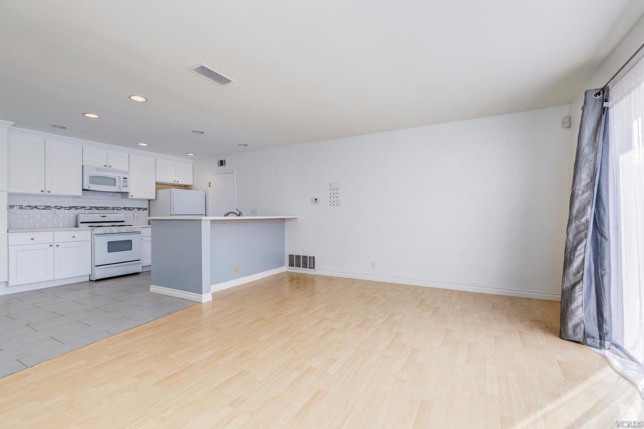 157 Ripley Street Camarillo, CA 93010 - Photo 2 of 13 Additional Photo
