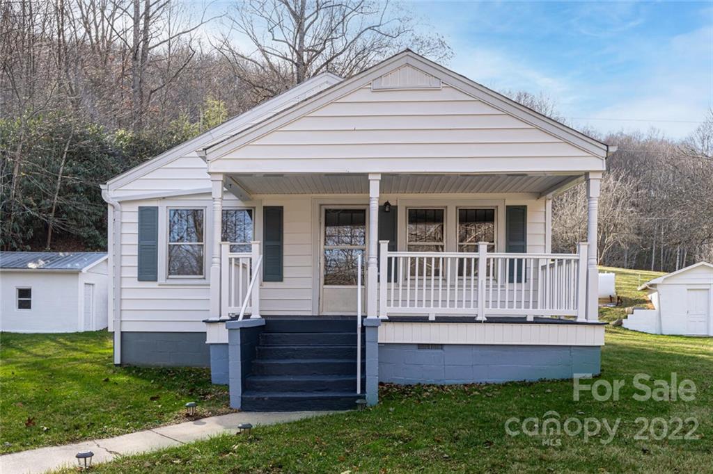 367 Warren Creek Road Candler, NC 28715 - Photo 3 of 40 Gallery Image 3
