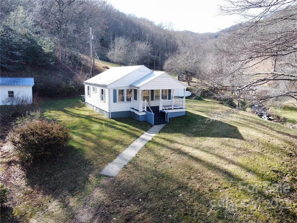 367 Warren Creek Road Candler, NC 28715 - Photo 39 of 40 Gallery Image 39
