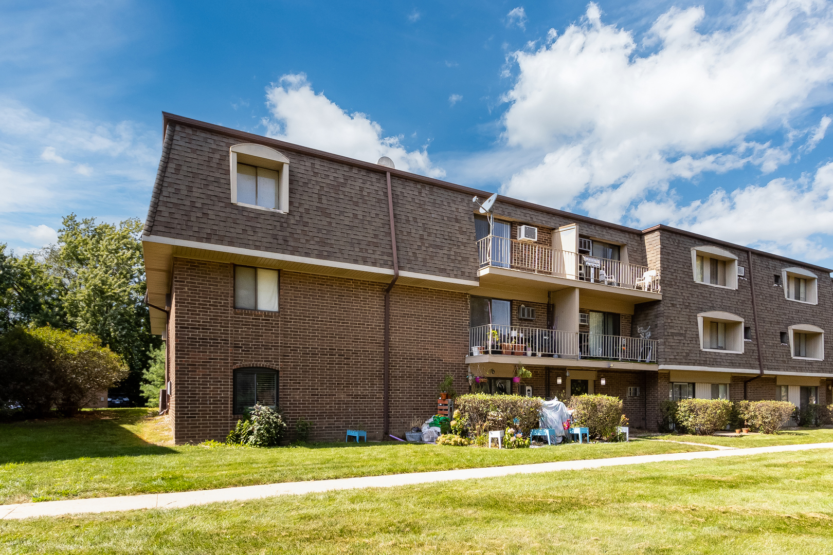 148 East Bailey Road, Unit L Naperville, IL 60565 - Photo 20 of 20 Gallery Image 20