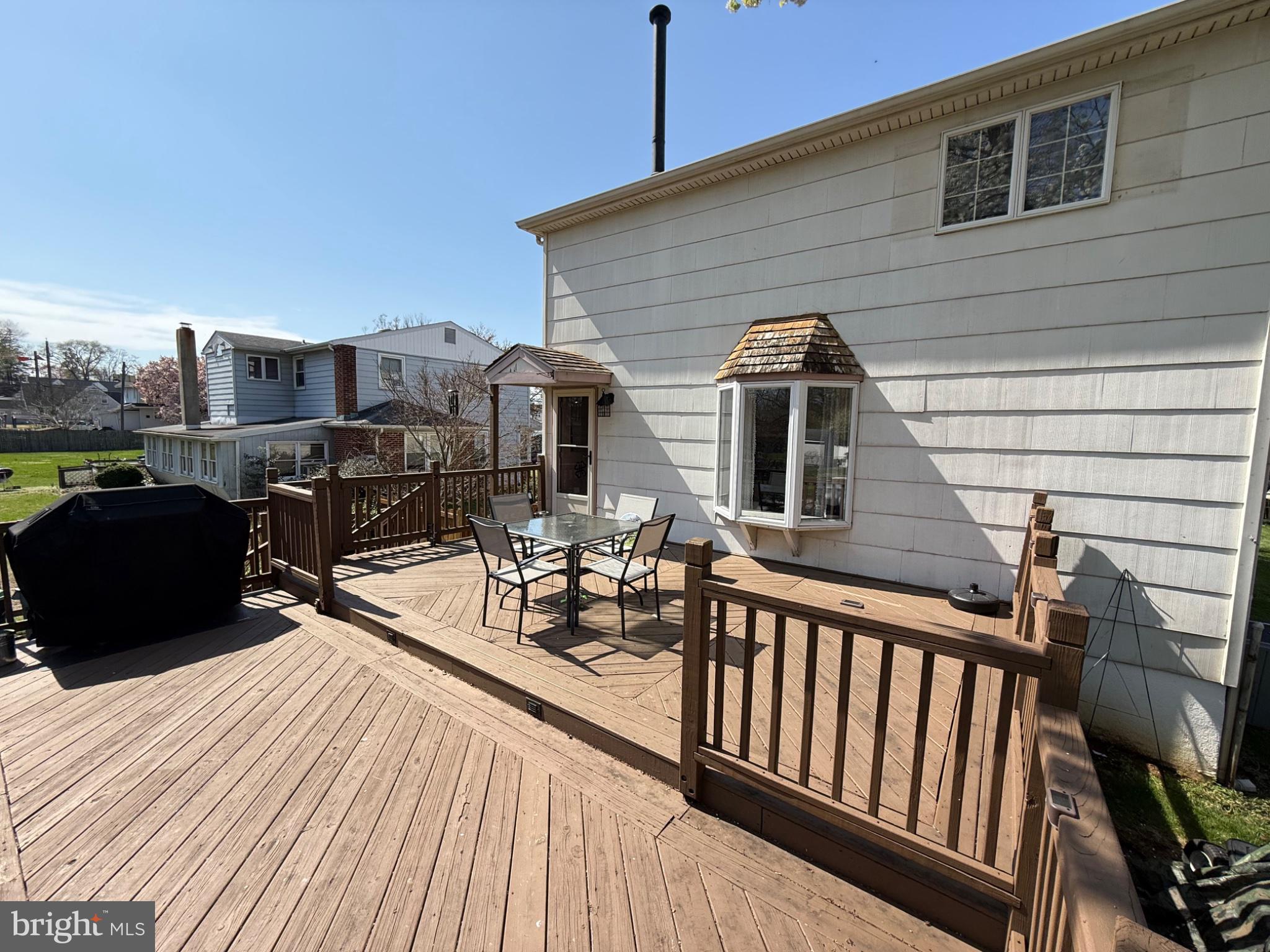 431 North Forklanding Road Maple Shade, NJ 08052 - Photo 22 of 28 Sunny deck with charming details.