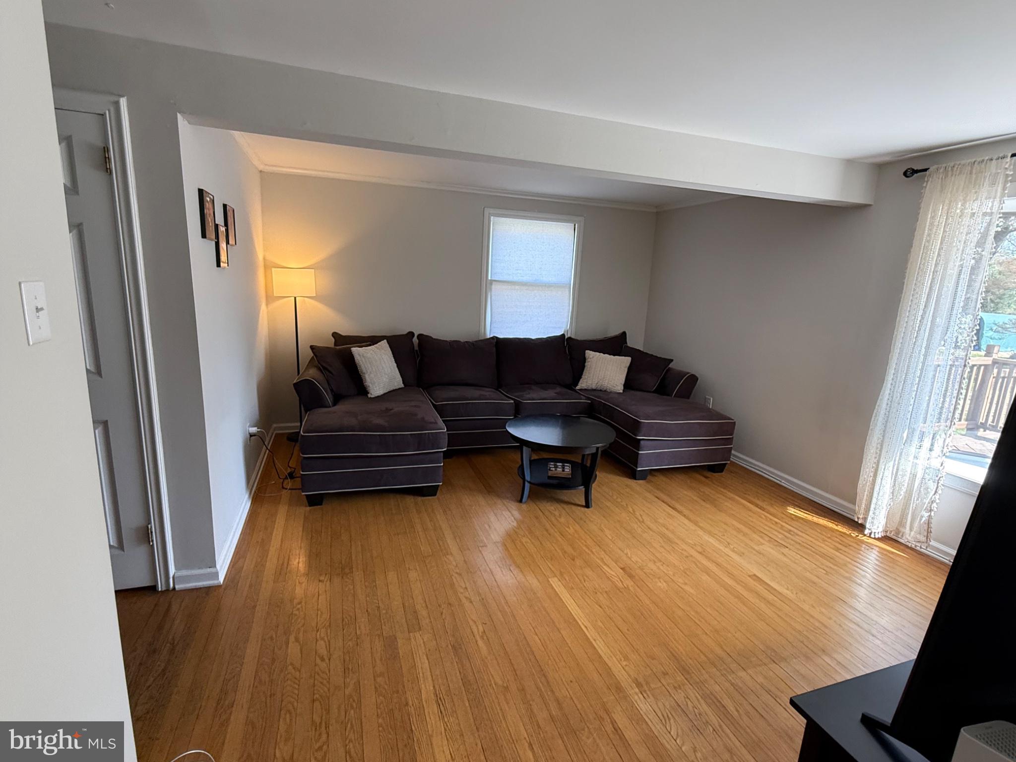 431 North Forklanding Road Maple Shade, NJ 08052 - Photo 8 of 28 Cozy living space with natural light.