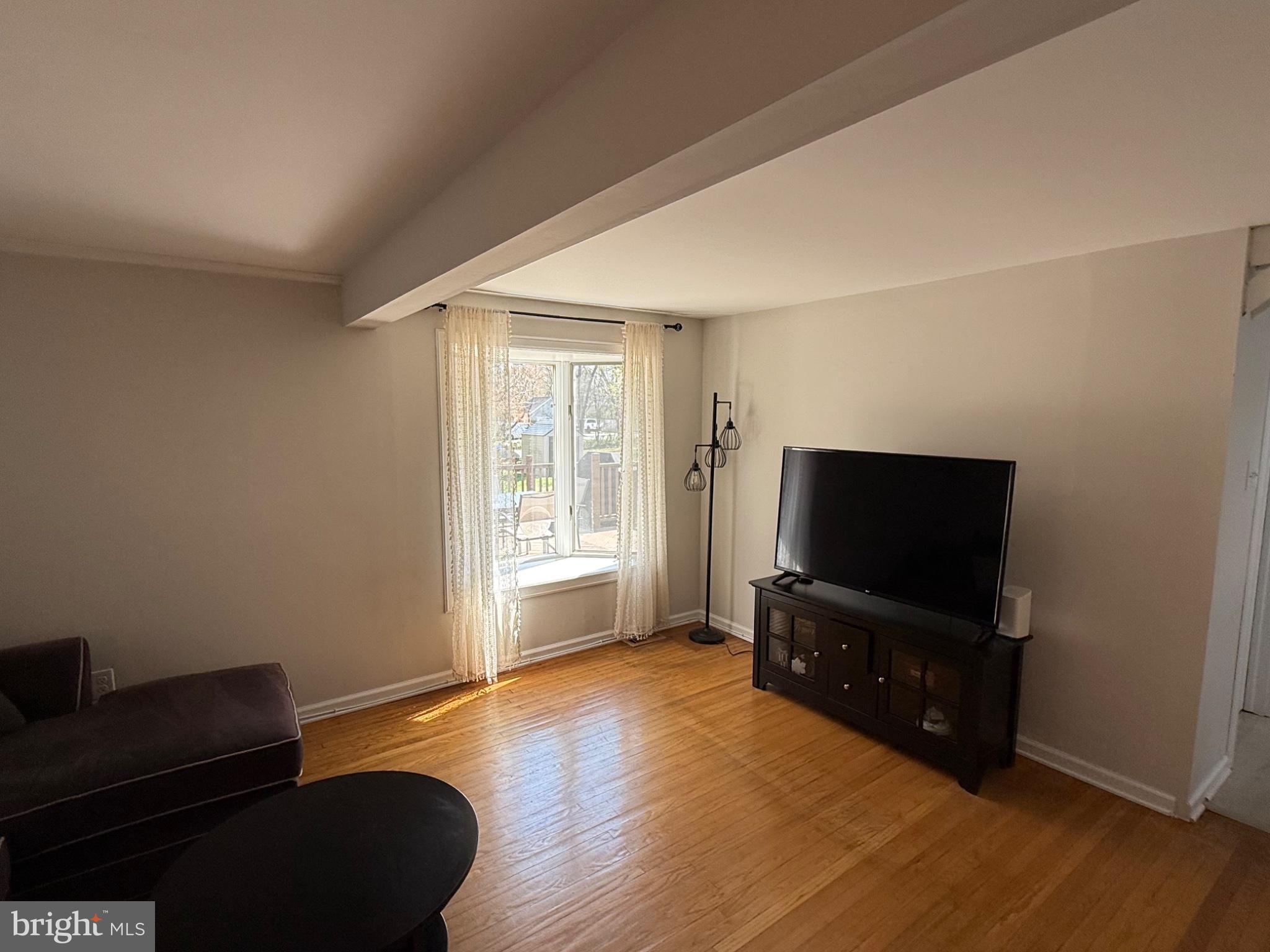 431 North Forklanding Road Maple Shade, NJ 08052 - Photo 9 of 28 Bright and airy living space.