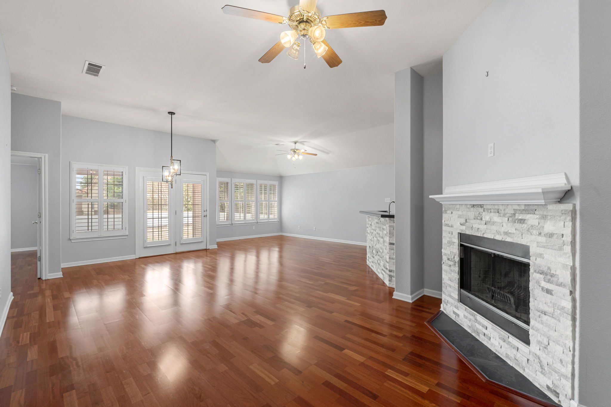 30388 Ledgemont Georgetown, TX 78628 - Photo 13 of 17