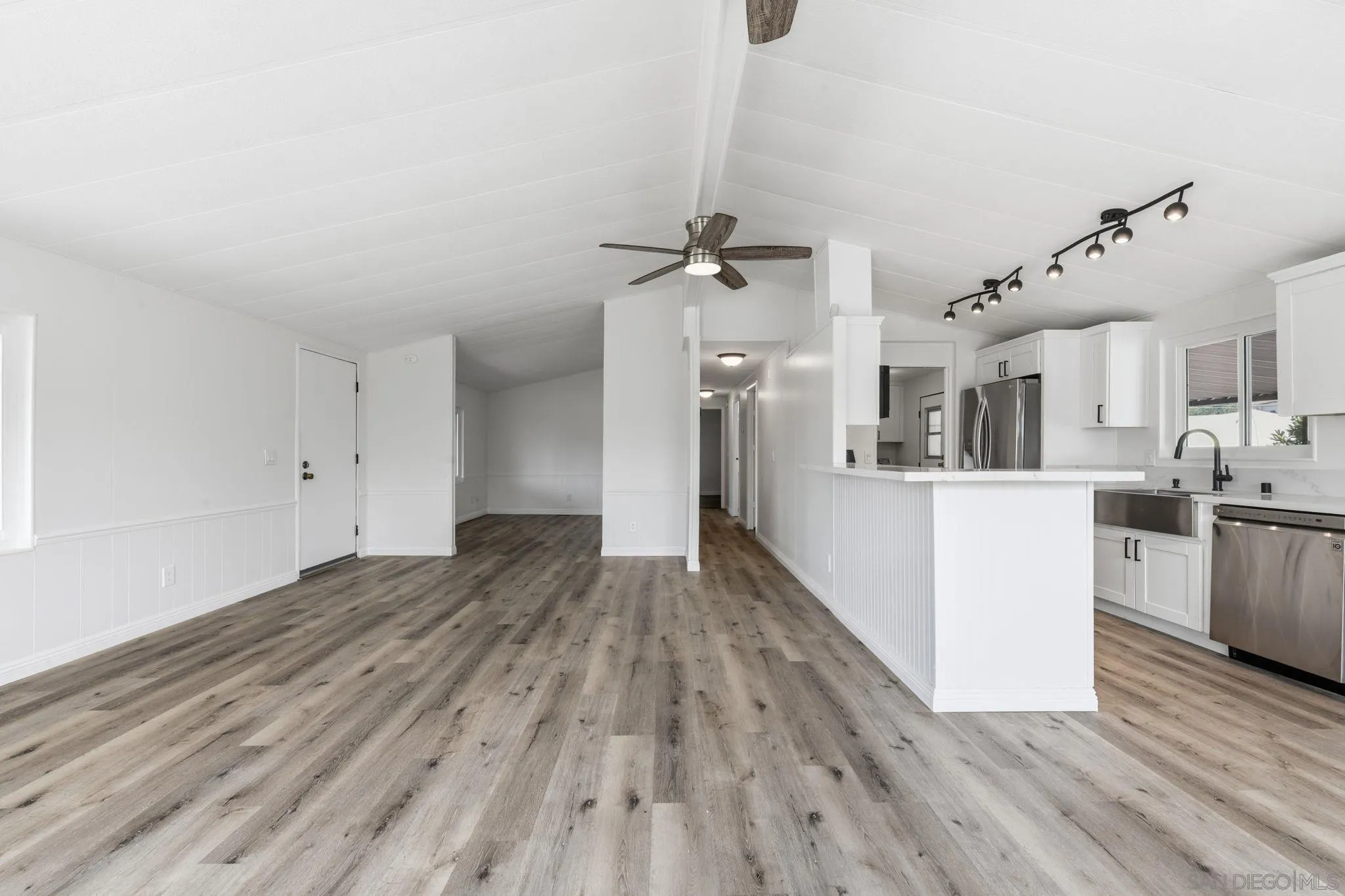 11949 Riverside Drive, Unit 176 Lakeside, CA 92040 - Photo 12 of 39 Gallery Image 12
