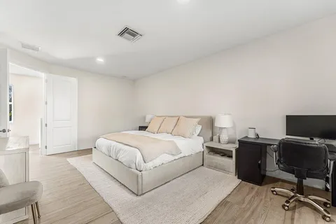 $865,000 | 612 Southwest 15th Street, Fort Lauderdale, FL 33315