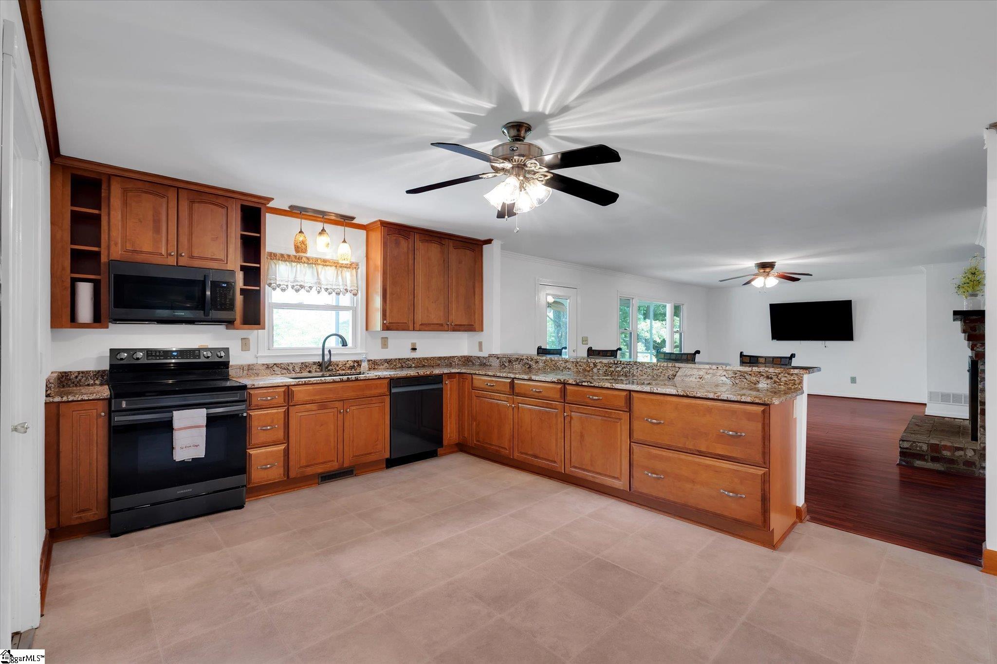 500 Bailey Mill Road Travelers Rest, SC 29690 - Photo 8 of 30