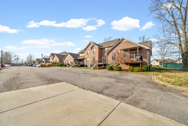 $1,675 | 135 Excell Road, Unit 102, Clarksville, TN 37043