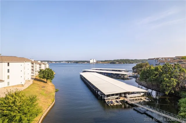 $425,000 | 344 Regatta Bay Drive, Unit 4D, Lake Ozark, MO 65049