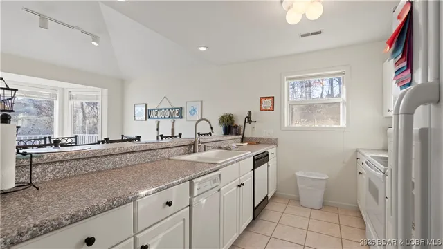 $425,000 | 344 Regatta Bay Drive, Unit 4D, Lake Ozark, MO 65049