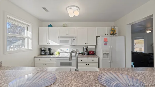 $425,000 | 344 Regatta Bay Drive, Unit 4D, Lake Ozark, MO 65049