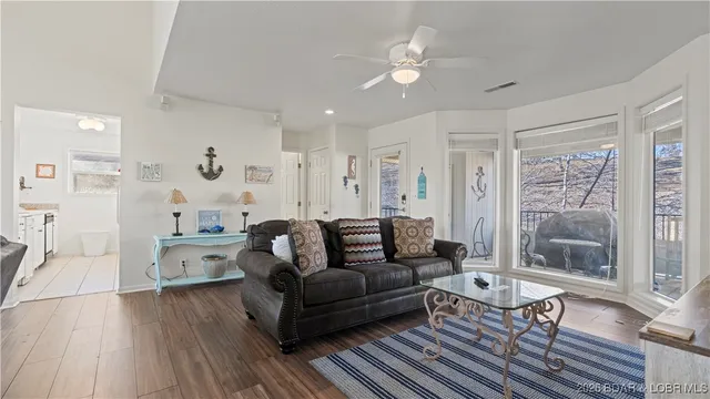 $425,000 | 344 Regatta Bay Drive, Unit 4D, Lake Ozark, MO 65049