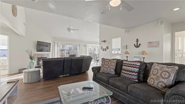 $425,000 | 344 Regatta Bay Drive, Unit 4D, Lake Ozark, MO 65049