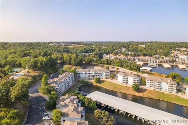 $425,000 | 344 Regatta Bay Drive, Unit 4D, Lake Ozark, MO 65049