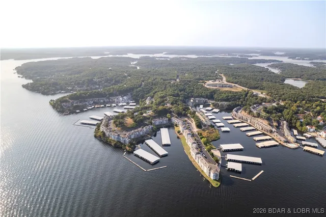 $425,000 | 344 Regatta Bay Drive, Unit 4D, Lake Ozark, MO 65049